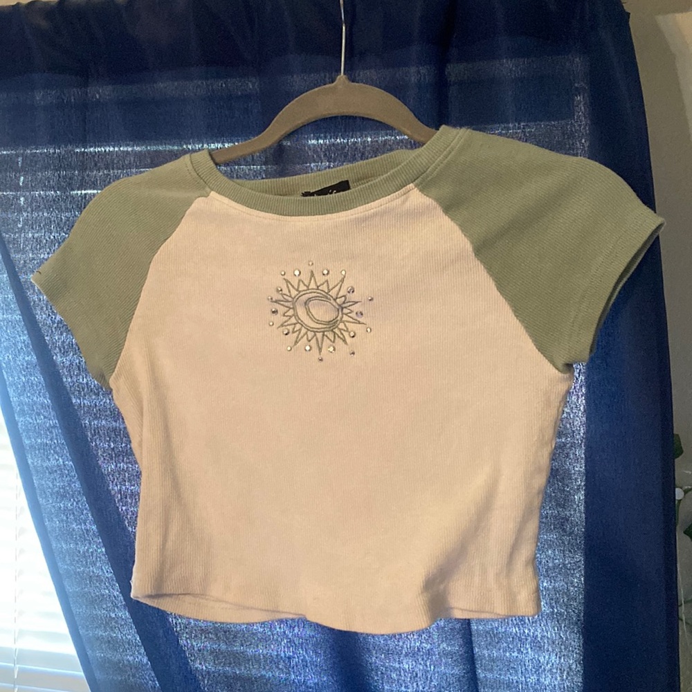 Justify top, sage green, white sun and moon